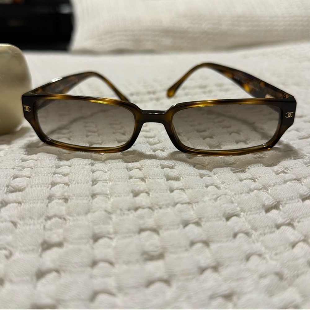 vintage chanel sunglasses